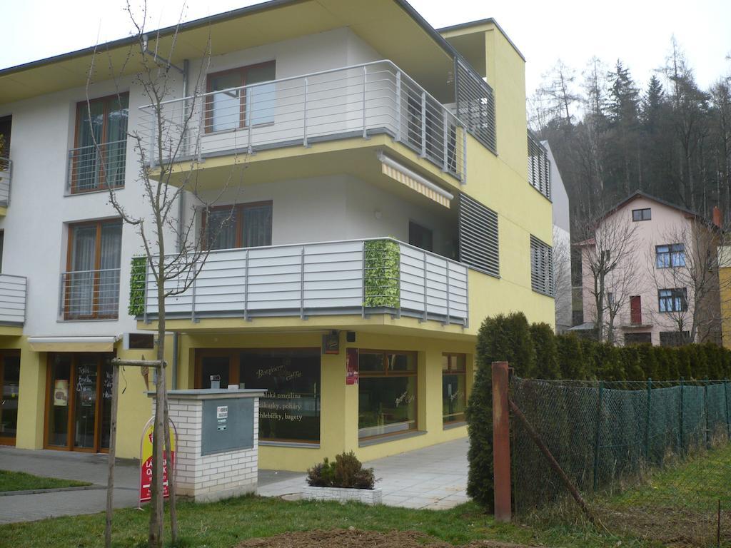 Apartman Anezka Luhačovice Екстериор снимка